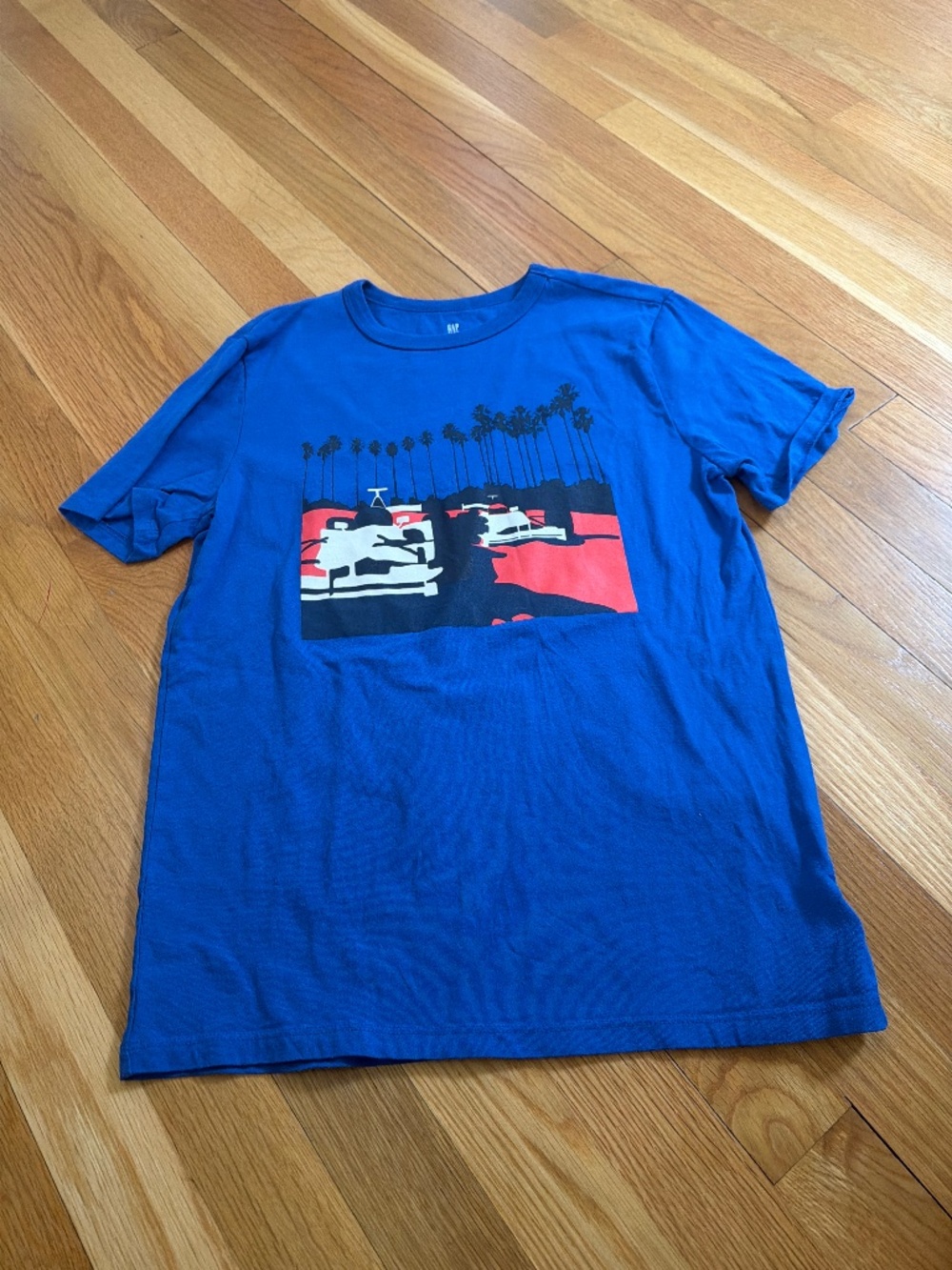 Gap boys car racing t shirt